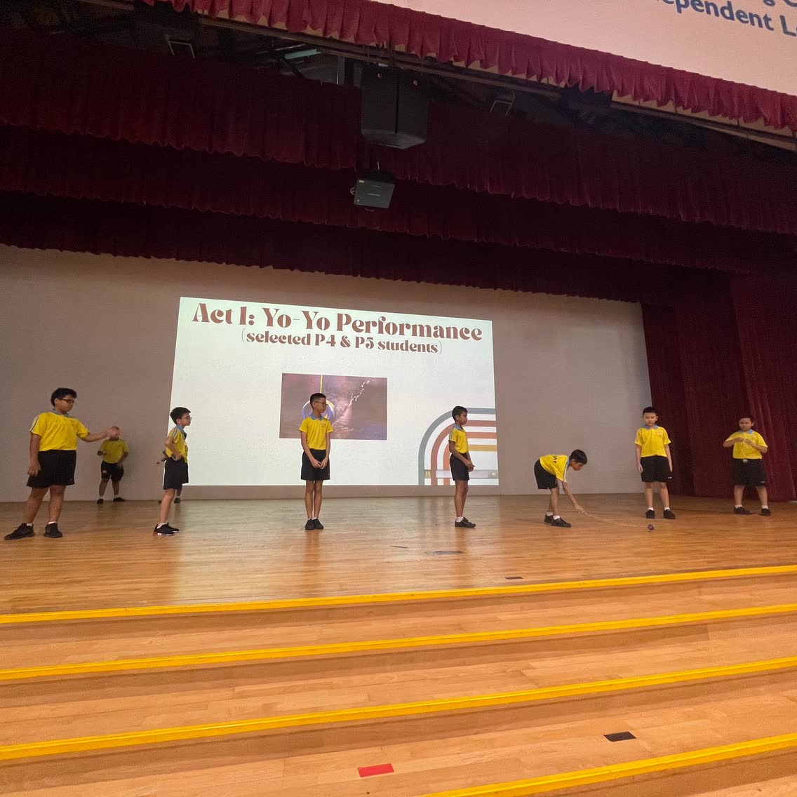 Yoyo class in Singapore school