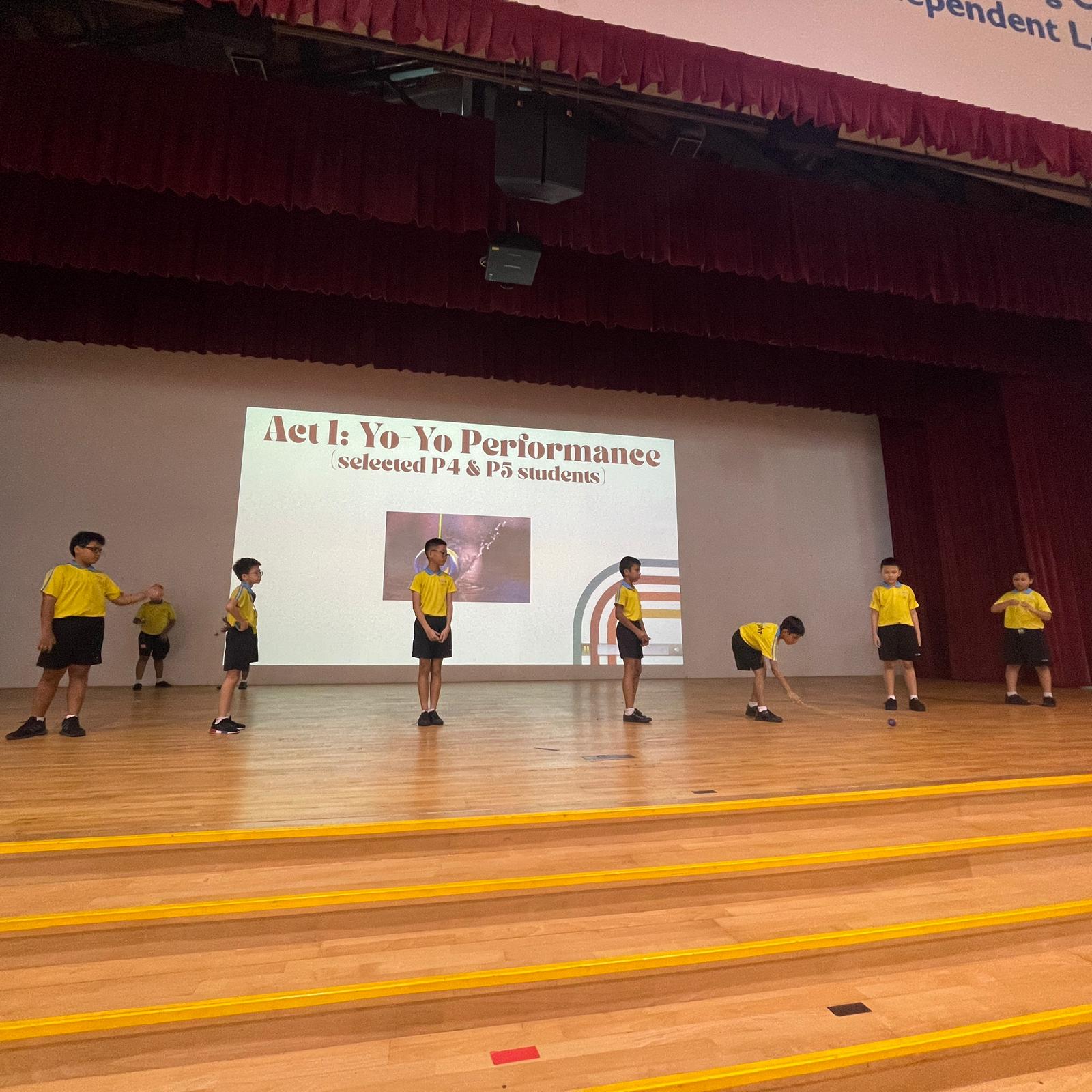 Yoyo class in Singapore school