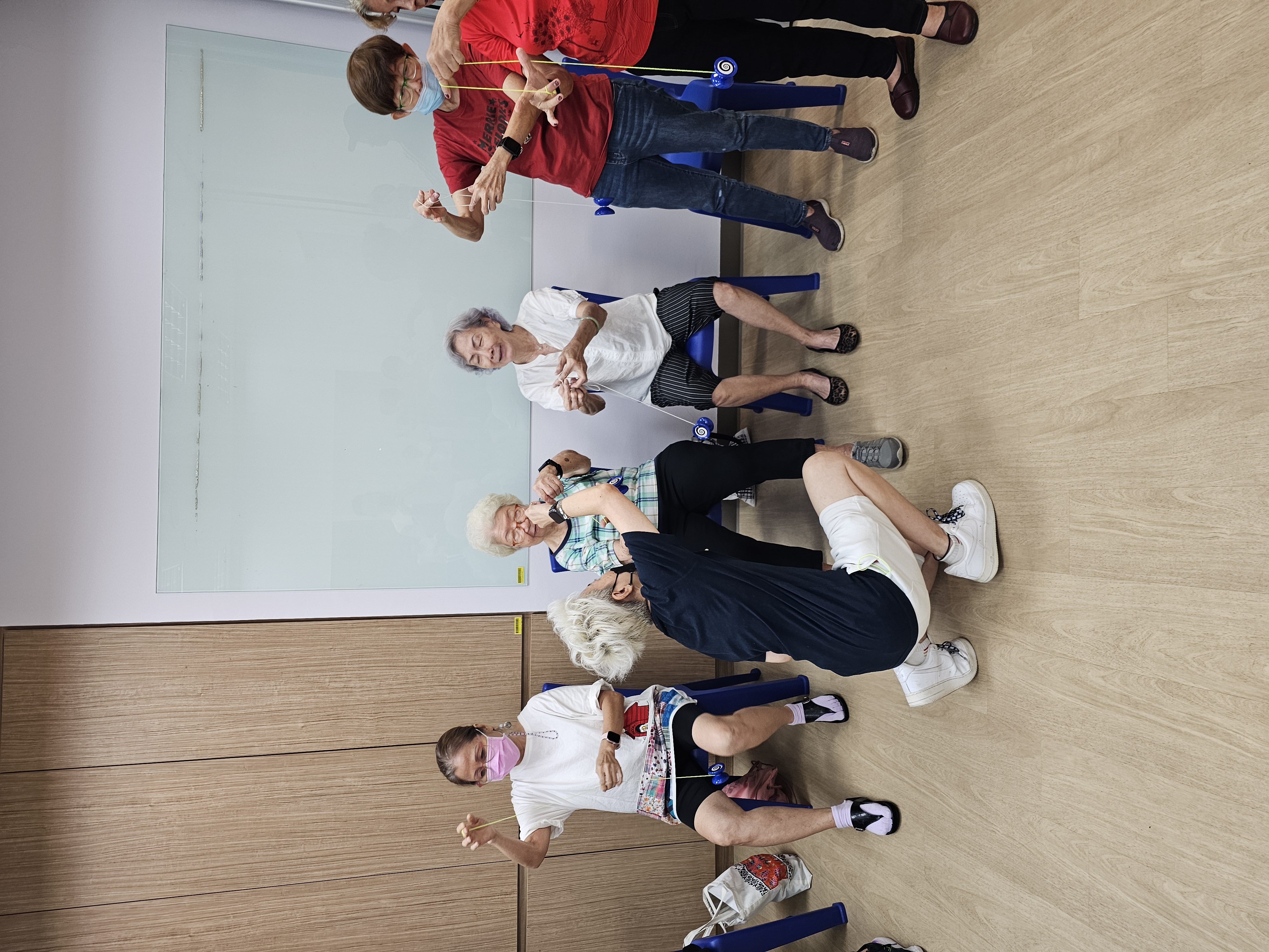 Seniors enjoying yoyo class