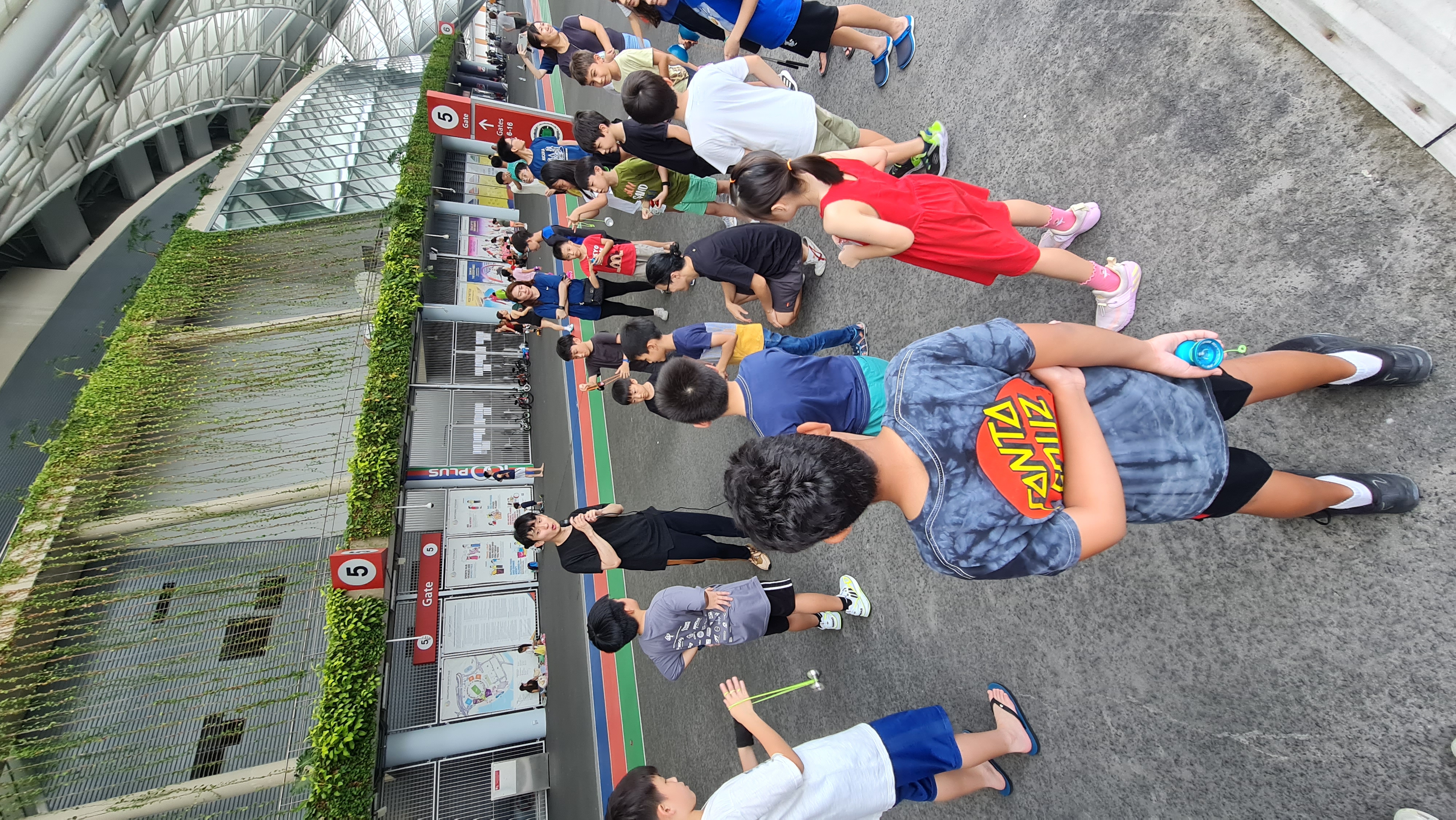 Corporate team building yoyo workshop